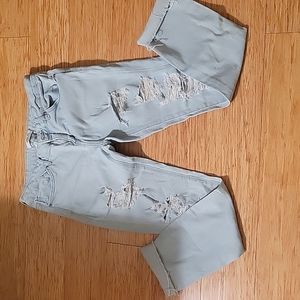 FOREVER 21 light denim ripped jeans. Size 27 or sz.4